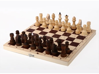 Шахматы обиходные парафинированные деревянные с доской