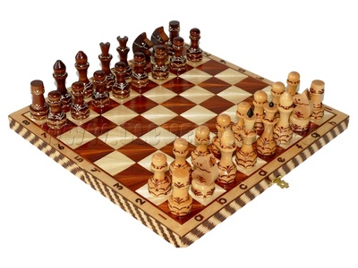 Шахматы обиходные художественные инкрустированные с доской (дерево)